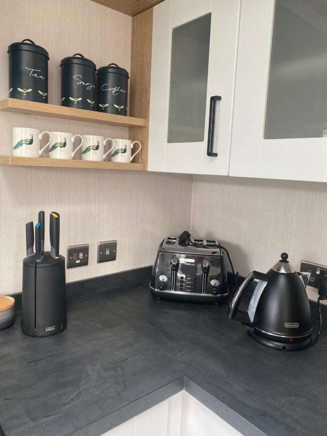 Hotchkin Lodge وودهال سبا المظهر الخارجي الصورة