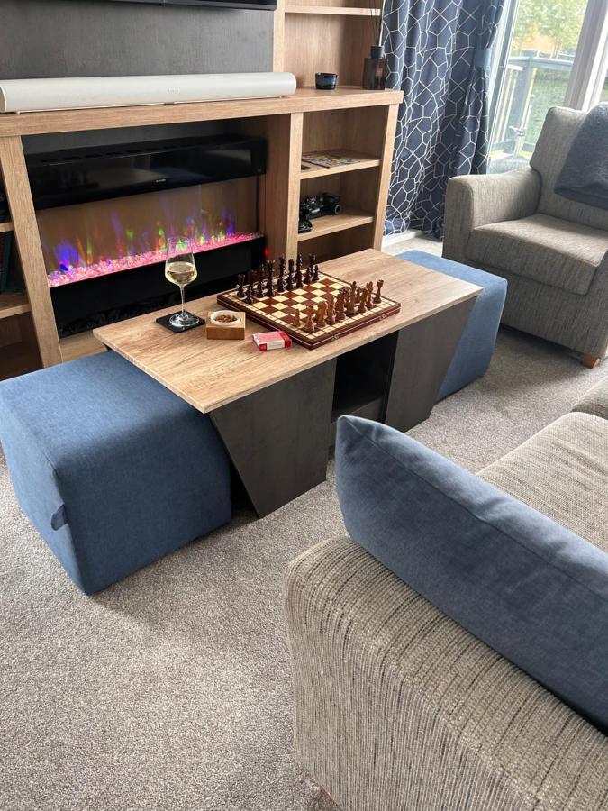 Hotchkin Lodge وودهال سبا المظهر الخارجي الصورة