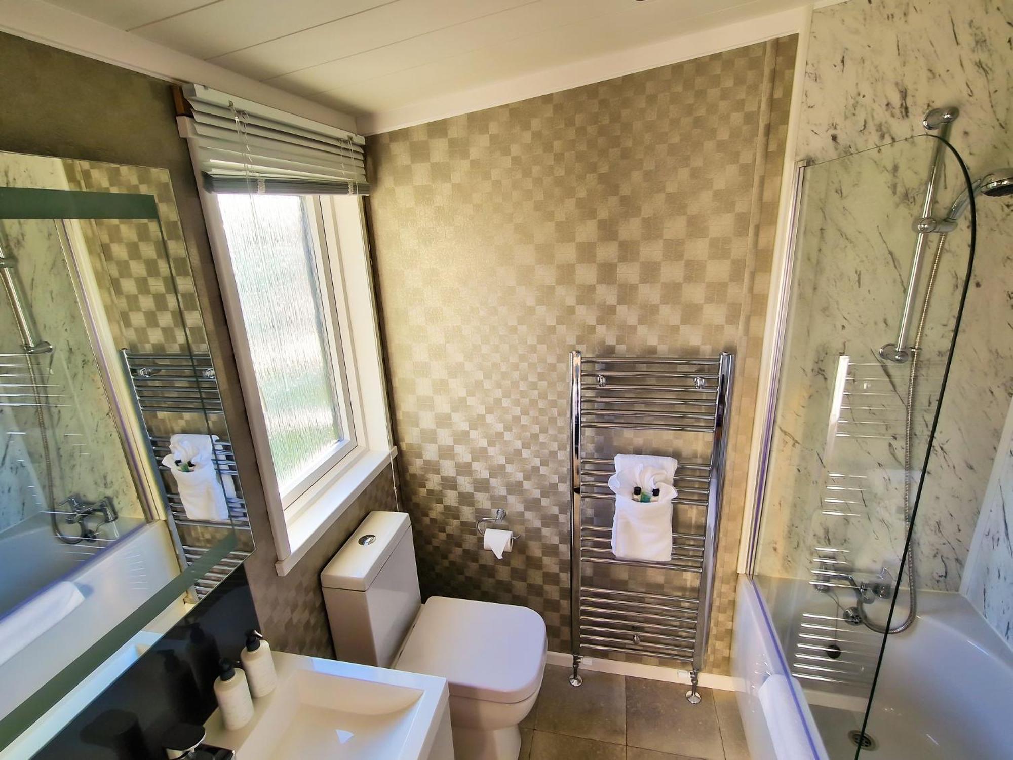 Hotchkin Lodge وودهال سبا المظهر الخارجي الصورة