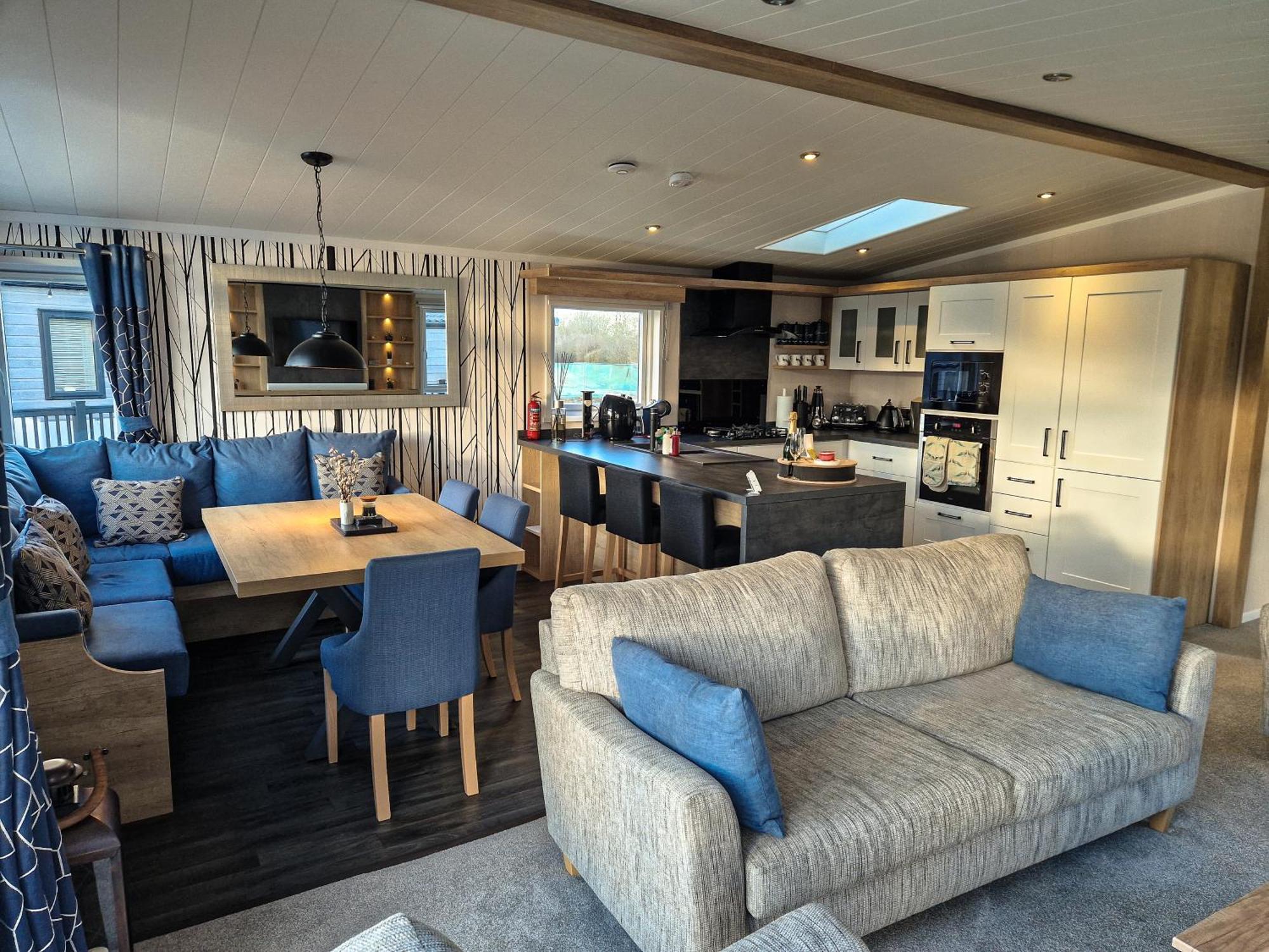 Hotchkin Lodge وودهال سبا المظهر الخارجي الصورة