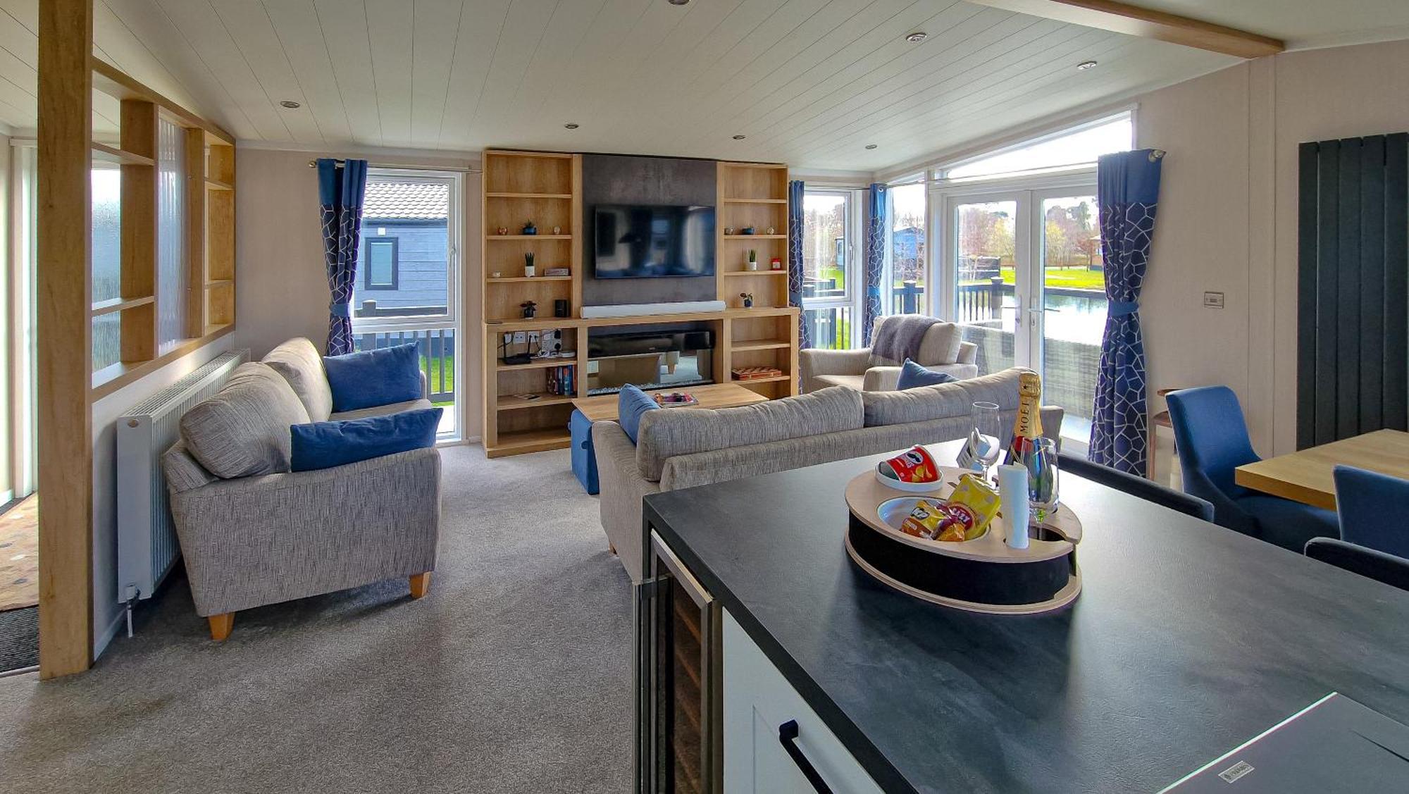 Hotchkin Lodge وودهال سبا المظهر الخارجي الصورة